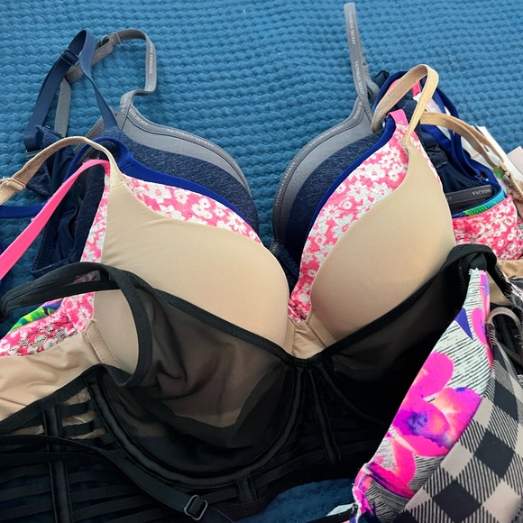 Victoria’s Secret/PINK 34B Bundle - Picture 2 of 6